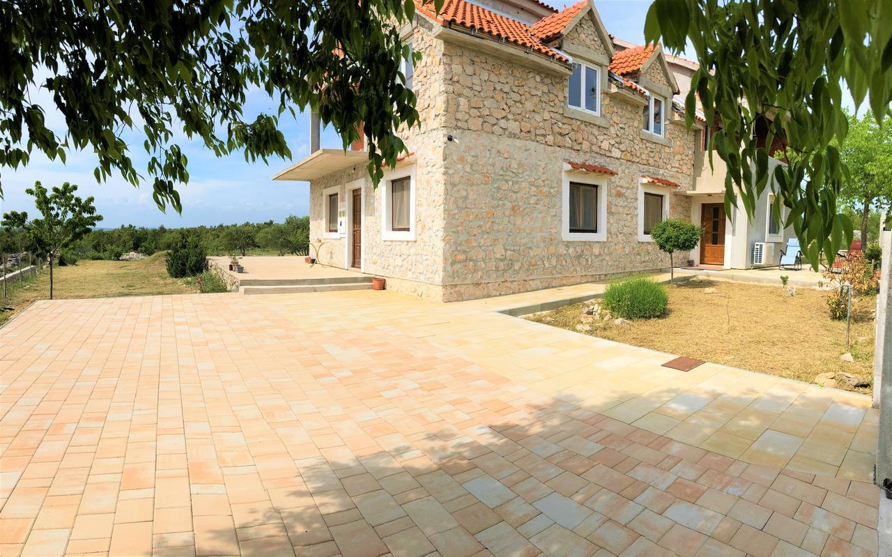 Apartment Village Lozovac